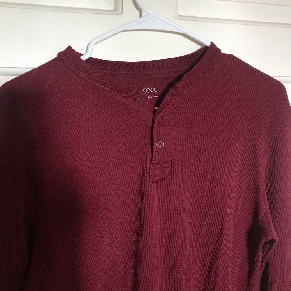Merona Red Henley Long Sleeve Waffle Shirt Medium